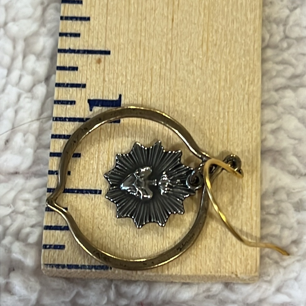 Tara Gasparian Jewelry Sacre Couet small earrings - Picture 6 of 7